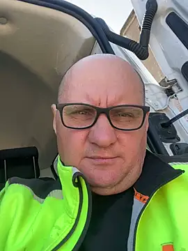 Snapshot of vanjbi45 chatting on 03.21.25 vanjbi45 online show from 03.21.25