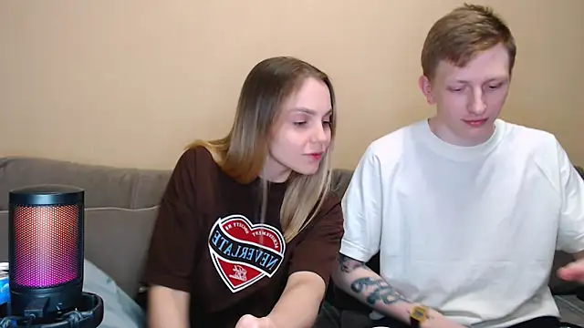 juliaanddima online show from 05.30.26