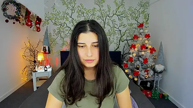 Snapshot of Linda_EX chatting on 12.21.24 Linda EX online show from 12.21.24