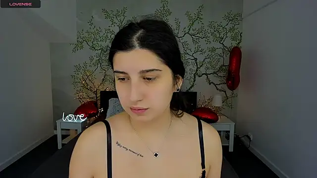 Snapshot of Linda_EX chatting on 02.14.25 Linda EX online show from 02.14.25