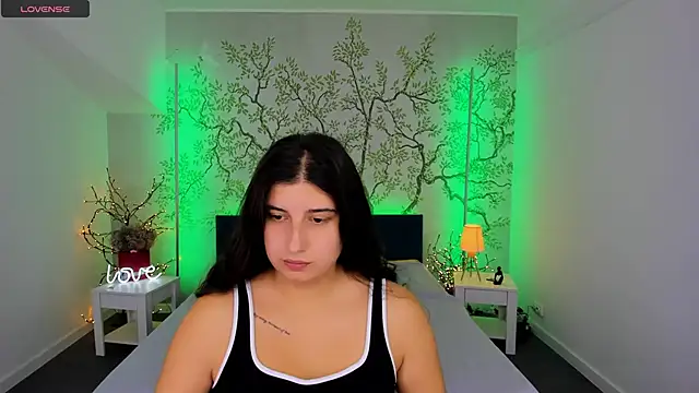 Snapshot of Linda_EX chatting on 10.05.25 Linda EX online show from 10.05.25