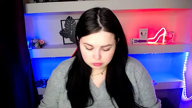 Emily Mo online show from 01.17.25