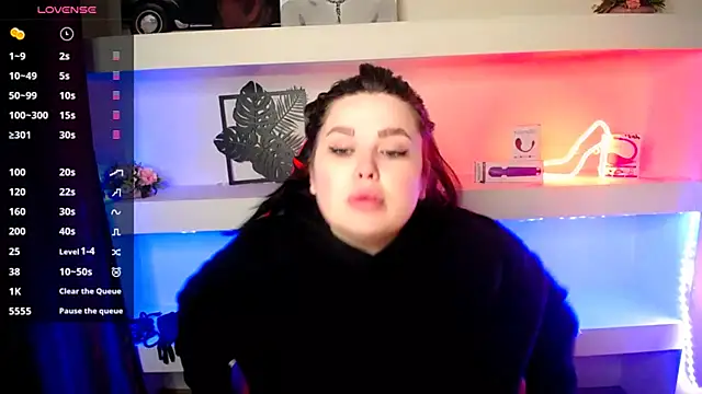 Emily Mo online show from 01.18.25