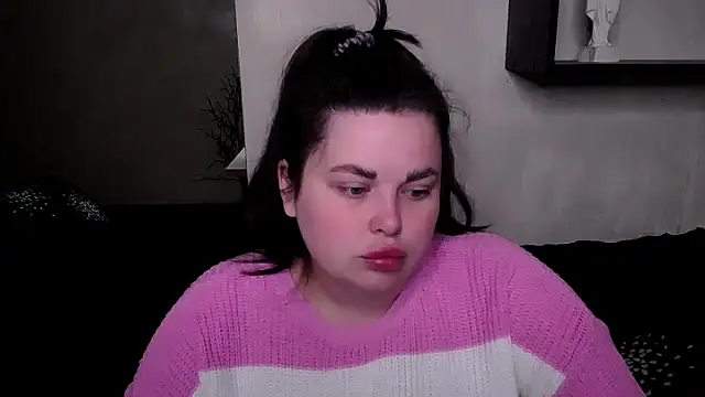 Emily Mo online show from 10.09.25