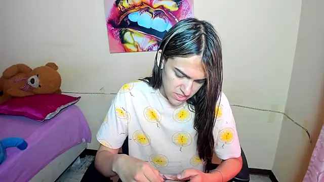 Snapshot of sweet1Girl chatting on 03.20.25 sweet1Girl online show from 03.20.25