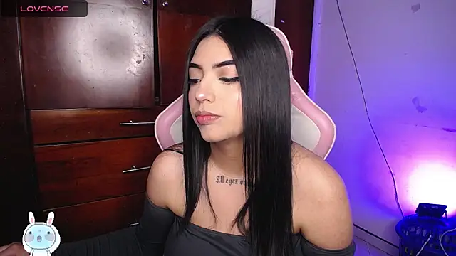 eva six online show from 09.14.25