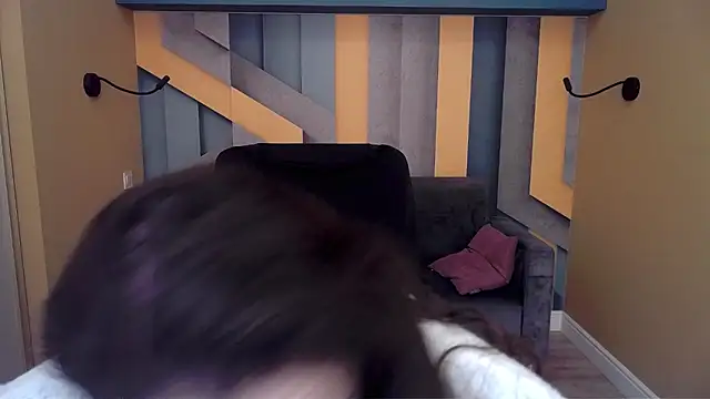 EllaLong online show from 02.18.26