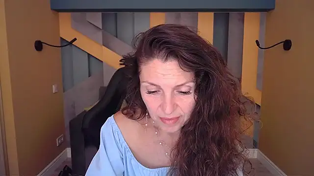 Snapshot of EllaLong chatting on 07.06.26 EllaLong online show from 07.06.26