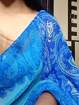  surbhi  online show from 03.11.25