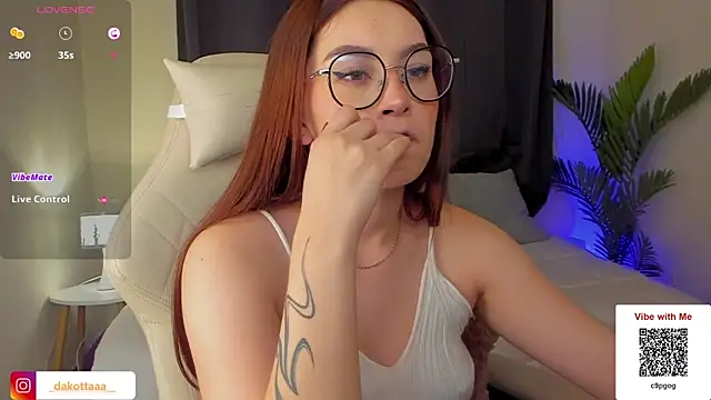 dakottaa  online show from 01.22.25