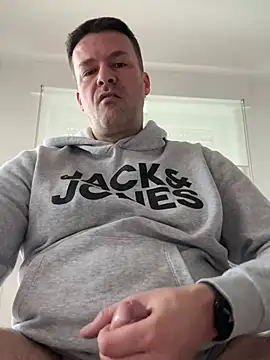 Adis1984Ger online show from 01.25.25