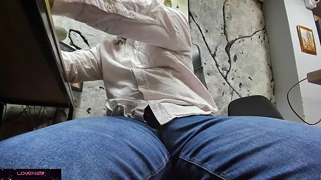 Maxi TheBigDaddy online show from 12.18.25