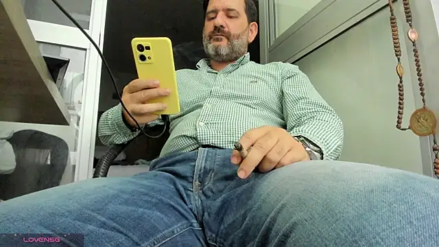 Maxi TheBigDaddy online show from 04.17.26