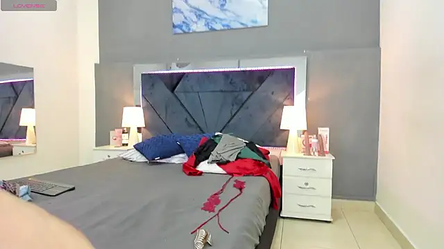 Lauralove 69 online show from 03.14.26