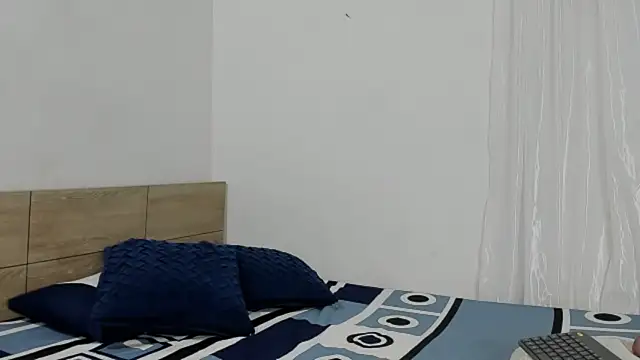 Lauralove 69 online show from 05.21.26