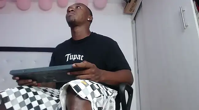 Snapshot of ammy_Ger1 chatting on 02.25.25 ammy Ger1 online show from 02.25.25