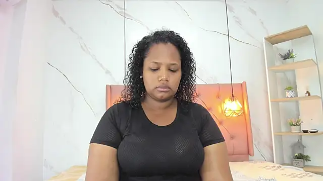 Snapshot of Belle_Brunette chatting on 10.24.25 Belle Brunette online show from 10.24.25