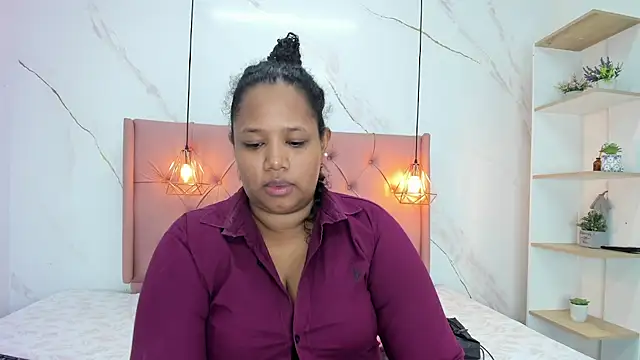 Snapshot of Belle_Brunette chatting on 05.23.26 Belle Brunette online show from 05.23.26
