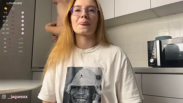 Snapshot of Jaquesxxx chatting on 02.10.25 Jaquesxxx online show from 02.10.25