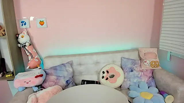 tinysara online show from 09.25.25