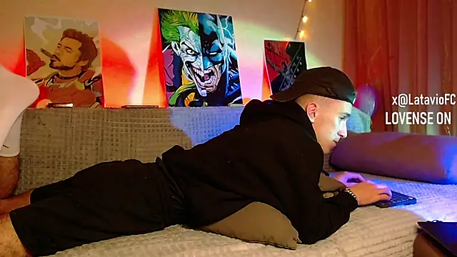 Midnighter  online show from 01.29.25