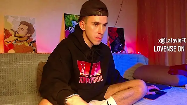 Midnighter  online show from 02.11.25