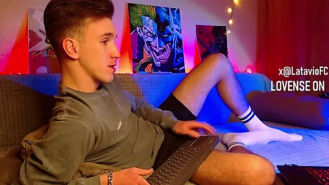 Midnighter  online show from 03.06.25