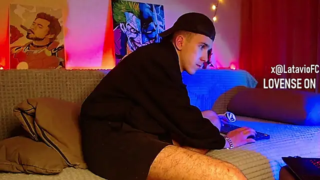 Midnighter  online show from 03.07.25