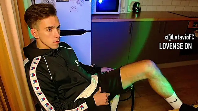 Midnighter  online show from 09.20.25