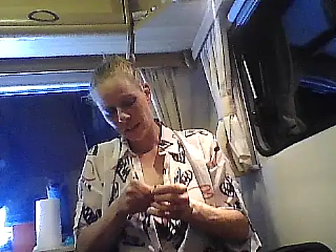 WildScorpio86 online show from 12.20.25