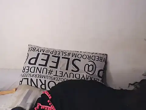 wetmypants online show from 07.07.26