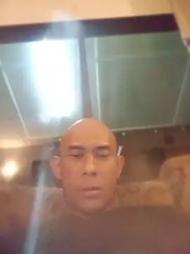 Snapshot of Unnaturalpresent chatting on 03.24.26 Unnaturalpresent online show from 03.24.26