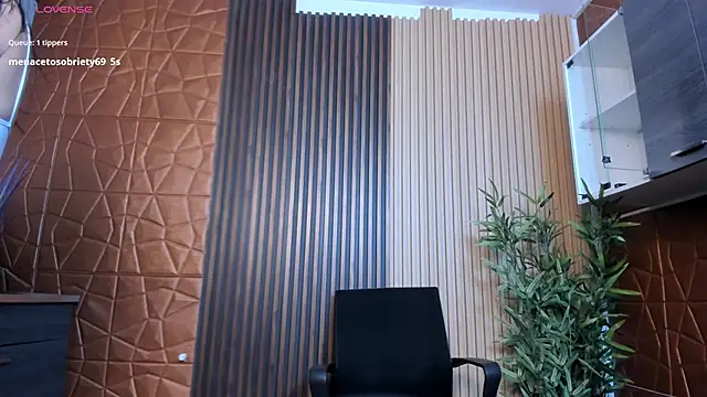 charlottewhitte online show from 01.27.25