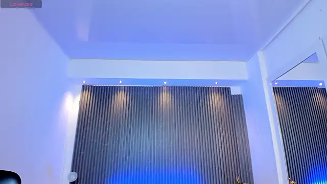 charlottewhitte online show from 01.14.26