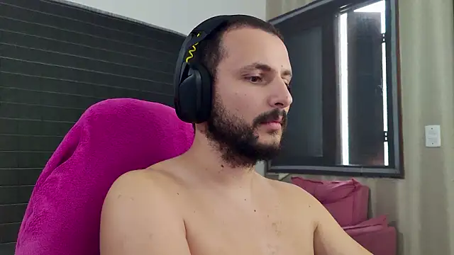 Snapshot of iurytx chatting on 02.24.26 iurytx online show from 02.24.26