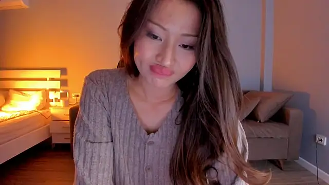 Snapshot of kawaii_mia chatting on 03.07.25 kawaii mia online show from 03.07.25