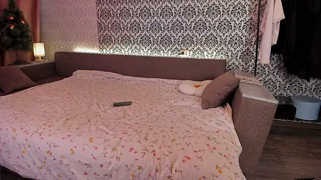 Sweet p1ays online show from 12.19.24