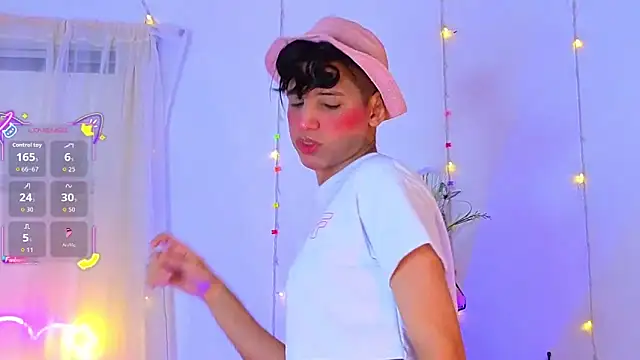 Ariel Femboy  online show from 10.03.25