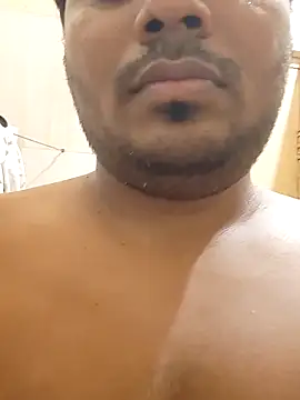 Snapshot of Bangalorebull chatting on 05.17.26 Bangalorebull online show from 05.17.26