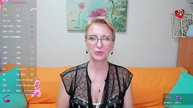 iamyourdream89 online show from 03.14.25