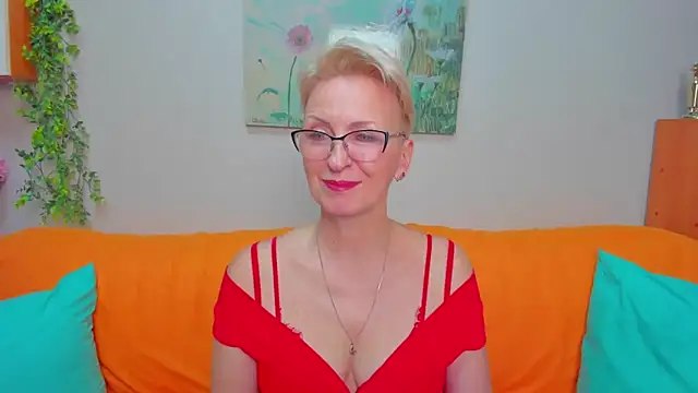 Snapshot of iamyourdream89 chatting on 02.04.26 iamyourdream89 online show from 02.04.26