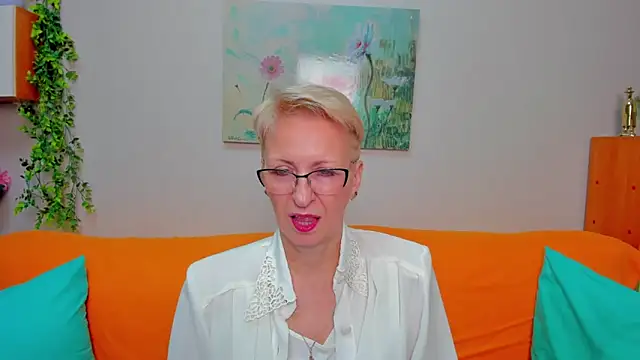 Snapshot of iamyourdream89 chatting on 02.05.26 iamyourdream89 online show from 02.05.26