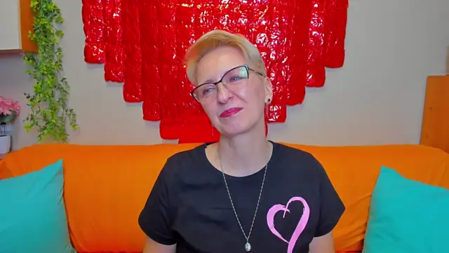 Snapshot of iamyourdream89 chatting on 02.19.26 iamyourdream89 online show from 02.19.26