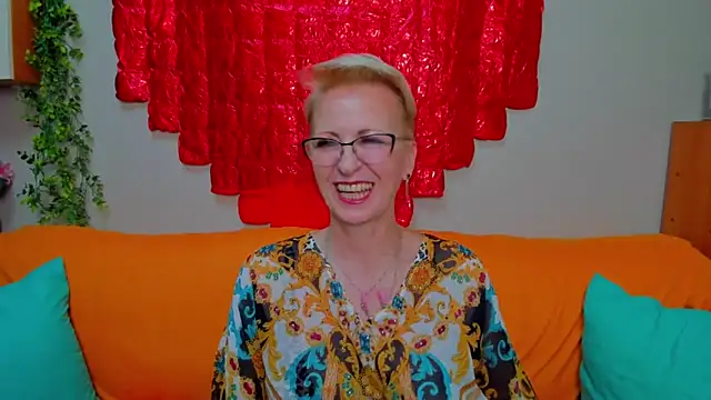 Snapshot of iamyourdream89 chatting on 03.01.26 iamyourdream89 online show from 03.01.26