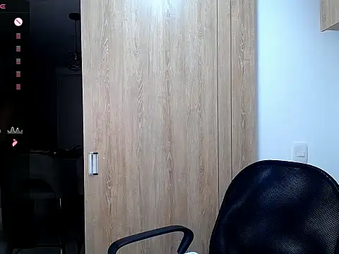 Snapshot of Danna_Ross_ chatting on 03.12.26 Danna Ross online show from 03.12.26