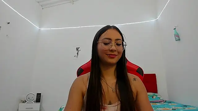 Snapshot of Sweet_Coral_ chatting on 07.28.26 Sweet Coral online show from 07.28.26