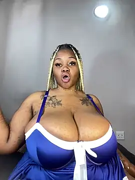 Snapshot of Yung-Missy chatting on 12.16.24 Yung-Missy online show from 12.16.24