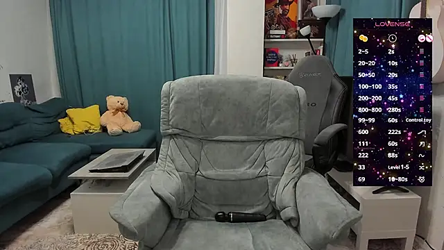 Snapshot of Katniss_K chatting on 02.24.25 Katniss K online show from 02.24.25