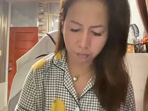 UrLove Marga online show from 06.24.26