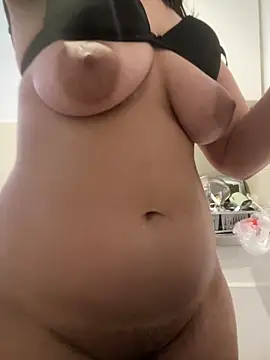 Sarahkhaalifa online show from 02.20.26